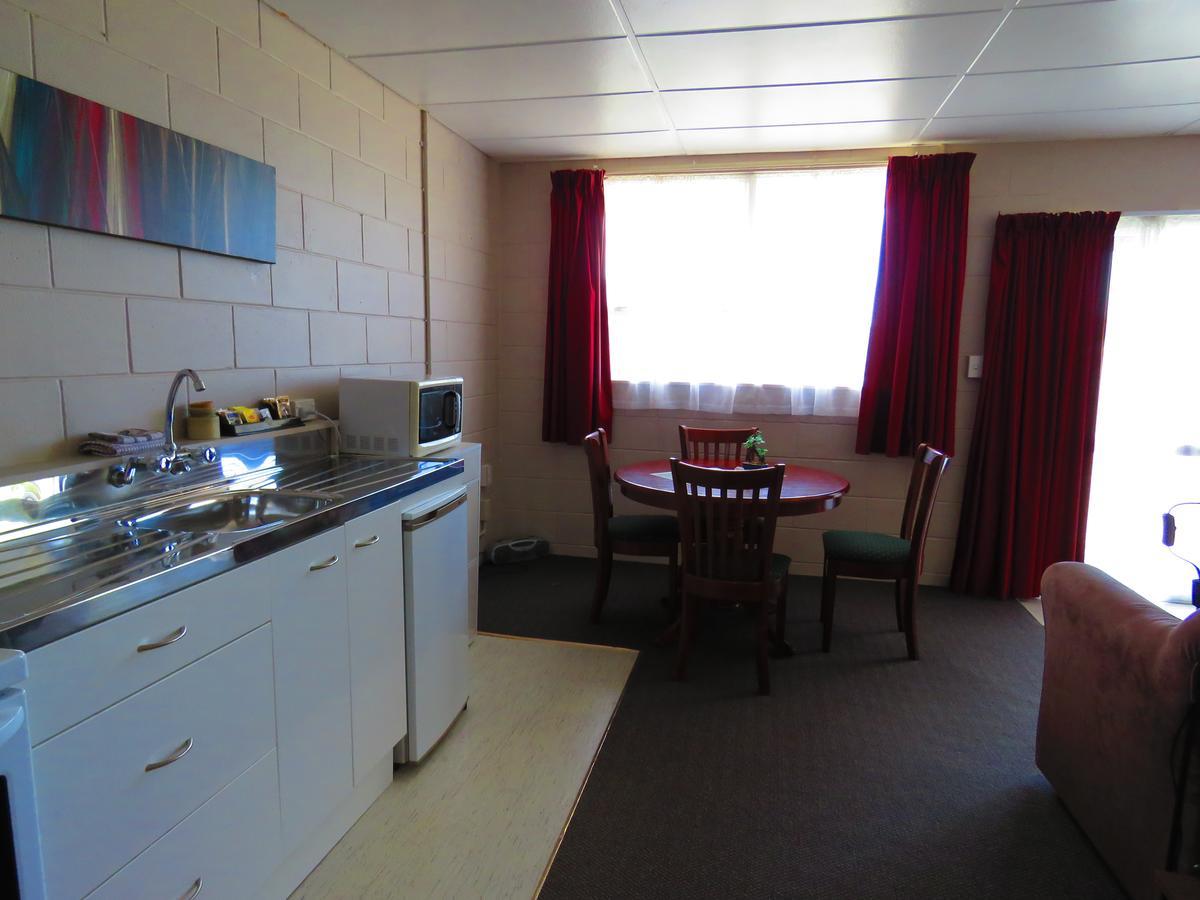 Opunake Motel And Backpackers Lodge Luaran gambar